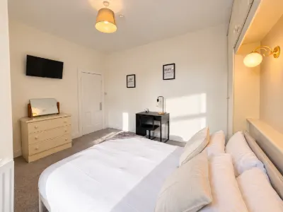 4 - Ensuite Double