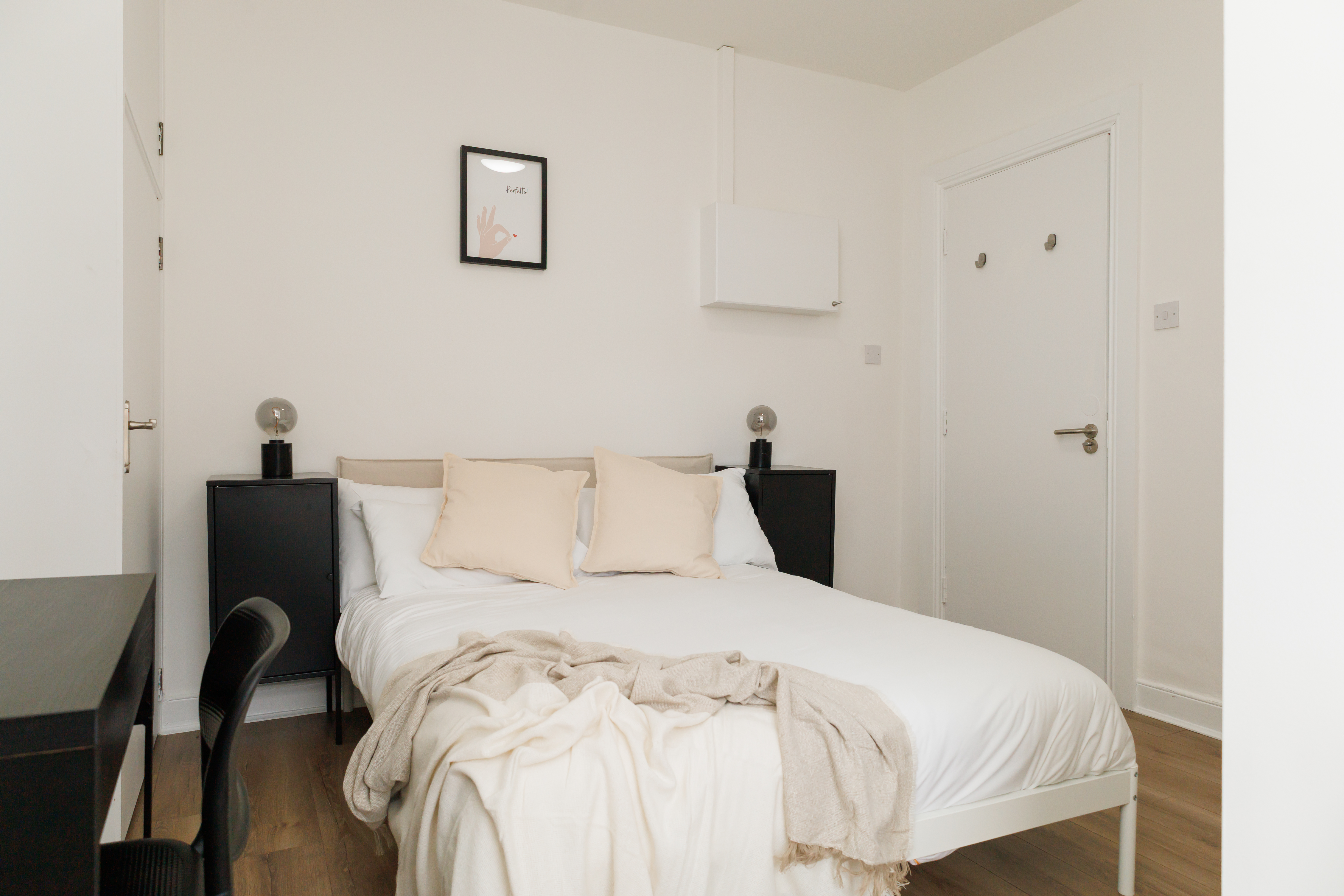 5 - Ensuite Double